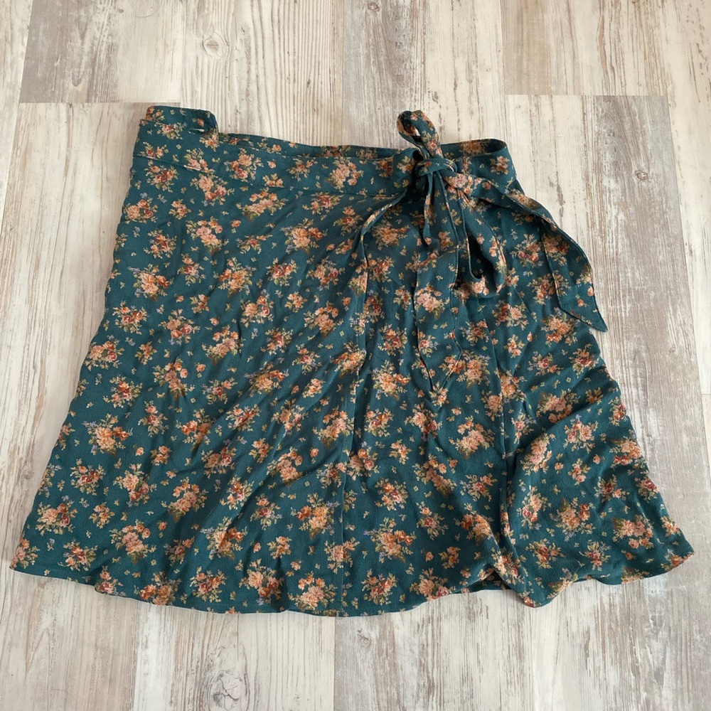 American Eagle Wrap Around Skirt (NWT)